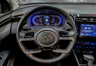 Подержанный автомобиль Hyundai Tucson 2021 года (21 фото)