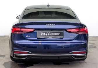 Подержанный автомобиль Audi A5 Liftback 2022 года (6 фото)