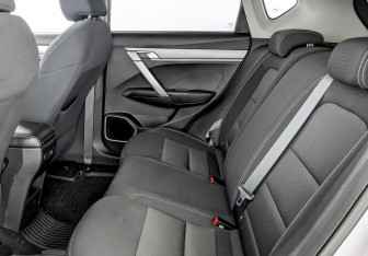 Подержанный автомобиль Geely Coolray 2023 года (12 фото)