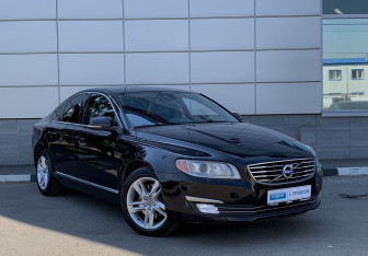 Подержанный автомобиль Volvo S80 2013 года (3 фото)