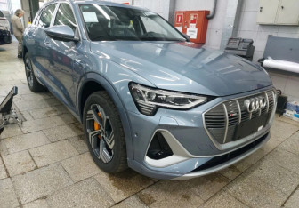 Новый Audi e-tron 2023 (1 фото)