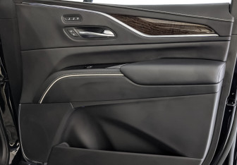 Подержанный автомобиль Cadillac Escalade Suv 2022 года (25 фото)