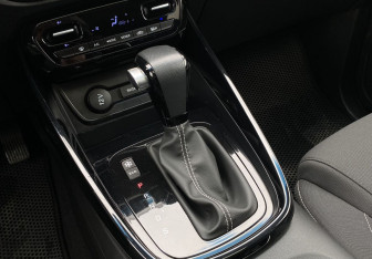 Подержанный автомобиль Chevrolet Captiva 2022 года (20 фото)