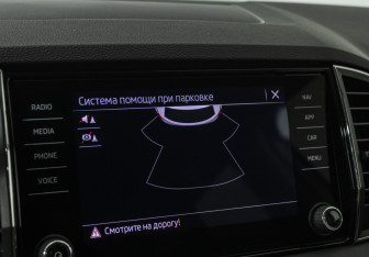 Подержанный автомобиль Skoda Karoq 2021 года (14 фото)