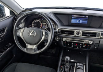Подержанный автомобиль Lexus GS 2013 года (29 фото)