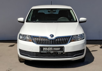 Подержанный автомобиль Skoda Rapid Liftback 2019 года (2 фото)
