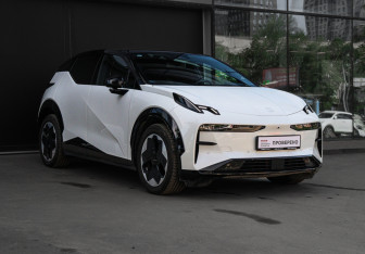 Подержанный автомобиль Zeekr X 2023 года (3 фото)