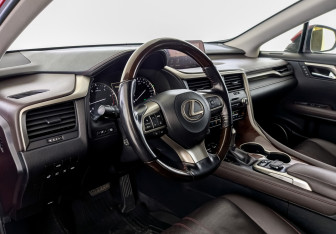 Подержанный автомобиль Lexus RX 2016 года (16 фото)