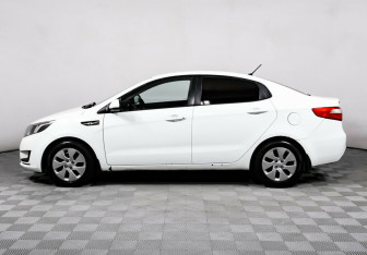 Подержанный автомобиль Kia Rio Sedan 2012 года (3 фото)