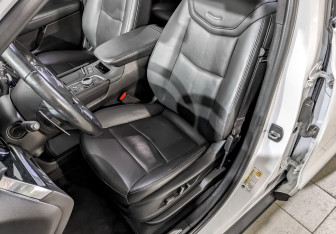 Подержанный автомобиль Cadillac XT5 2021 года (20 фото)