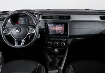 Подержанный автомобиль Renault Arkana 2020 года (12 фото)