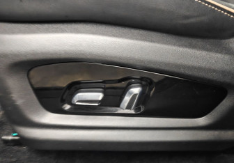 Подержанный автомобиль Omoda C5 2023 года (18 фото)