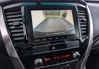 Подержанный автомобиль Mitsubishi Montero Sport 2023 года (25 фото)