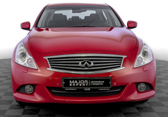 Подержанный автомобиль Infiniti G Sedan 2013 года (2 фото)