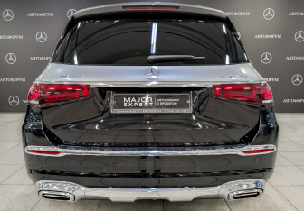 Подержанный автомобиль Mercedes-Benz Maybach GLS 2021 года (6 фото)