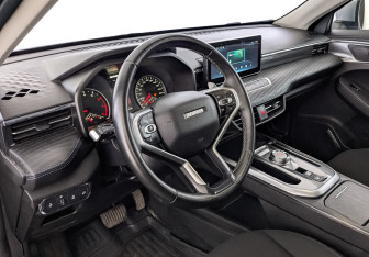 Подержанный автомобиль Haval Jolion 2023 года (15 фото)