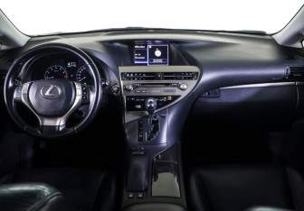 Подержанный автомобиль Lexus RX 2012 года (12 фото)