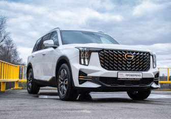 Подержанный автомобиль GAC GS8 2023 года (5 фото)