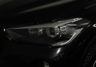 Подержанный автомобиль BMW X1 2018 года (8 фото)