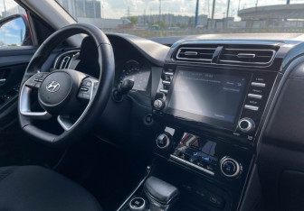 Подержанный автомобиль Hyundai Creta 2022 года (9 фото)