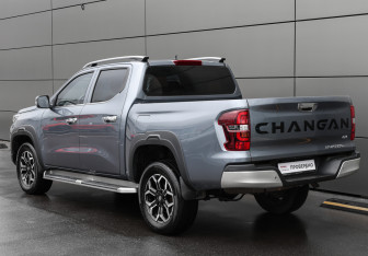 Подержанный автомобиль Changan Hunter Plus 2024 года (10 фото)