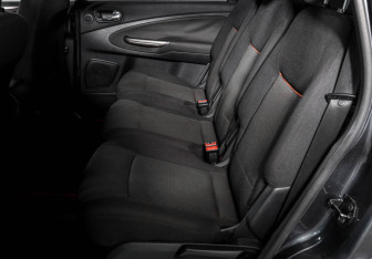 Подержанный автомобиль Ford S-MAX 2006 года (10 фото)