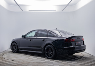 Подержанный автомобиль Audi A6 Sedan 2016 года (3 фото)