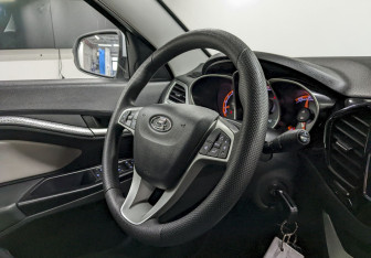 Подержанный автомобиль LADA (ВАЗ) Vesta Sedan 2019 года (21 фото)