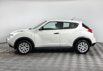 Подержанный автомобиль Nissan Juke 2014 года (8 фото)