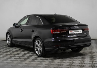 Подержанный автомобиль Audi A3 Sedan 2017 года (7 фото)