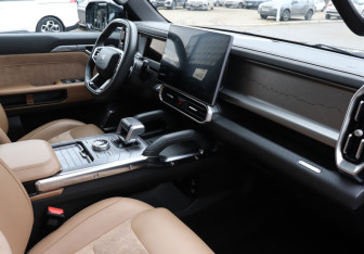 Подержанный автомобиль Jetour T2 2024 года (9 фото)