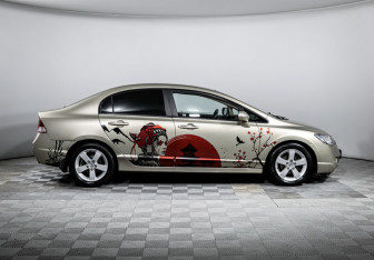 Подержанный автомобиль Honda Civic Sedan 2007 года (4 фото)