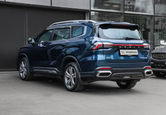 Подержанный автомобиль Geely Okavango 2024 года (6 фото)