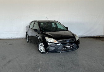 Подержанный автомобиль Ford Focus Sedan 2011 года (3 фото)