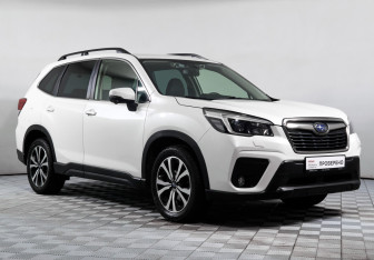 Подержанный автомобиль Subaru Forester Suv 2020 года (3 фото)