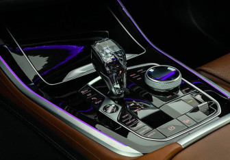 Подержанный автомобиль BMW X5 2019 года (11 фото)
