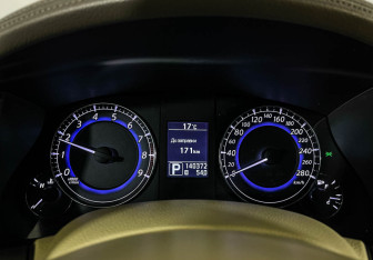 Подержанный автомобиль Infiniti EX 2012 года (11 фото)