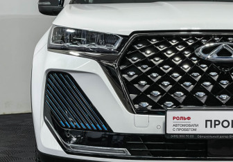 Подержанный автомобиль Chery Tiggo 7 Pro Plug-in Hybrid 2023 года (21 фото)