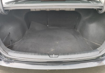 Подержанный автомобиль Kia Rio Sedan 2017 года (12 фото)