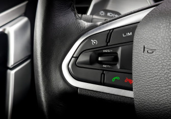 Подержанный автомобиль Geely Coolray 2022 года (28 фото)