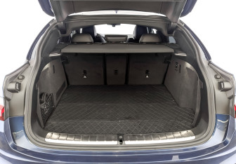 Подержанный автомобиль BMW X4 2019 года (10 фото)