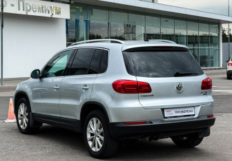 Подержанный автомобиль Volkswagen Tiguan 2012 года (7 фото)