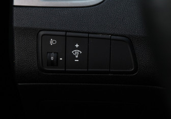Подержанный автомобиль Hyundai Elantra Sedan 2011 года (14 фото)