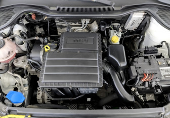 Подержанный автомобиль Volkswagen Polo Sedan 2019 года (9 фото)