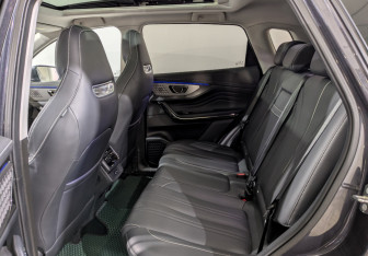 Подержанный автомобиль Exeed LX 2024 года (4 фото)