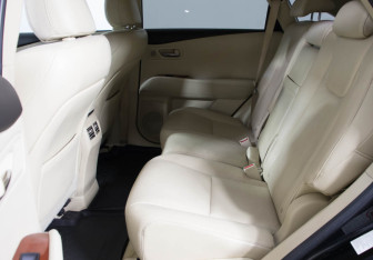 Подержанный автомобиль Lexus RX 2011 года (29 фото)