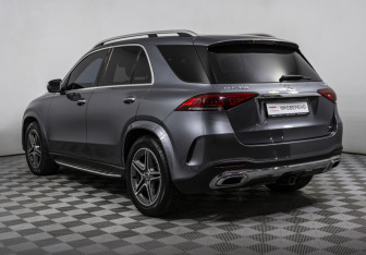 Подержанный автомобиль Mercedes-Benz GLE 2021 года (8 фото)