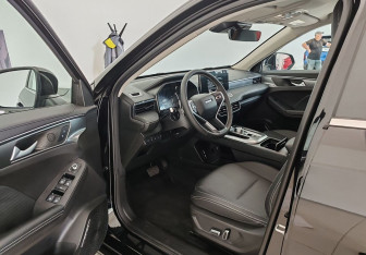 Новый Haval Jolion 2025 (9 фото)