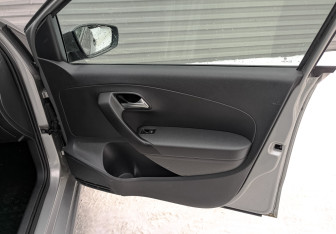 Подержанный автомобиль Volkswagen Polo Sedan 2020 года (24 фото)