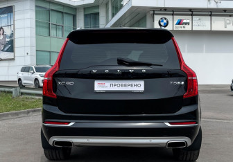Подержанный автомобиль Volvo XC90 2018 года (6 фото)